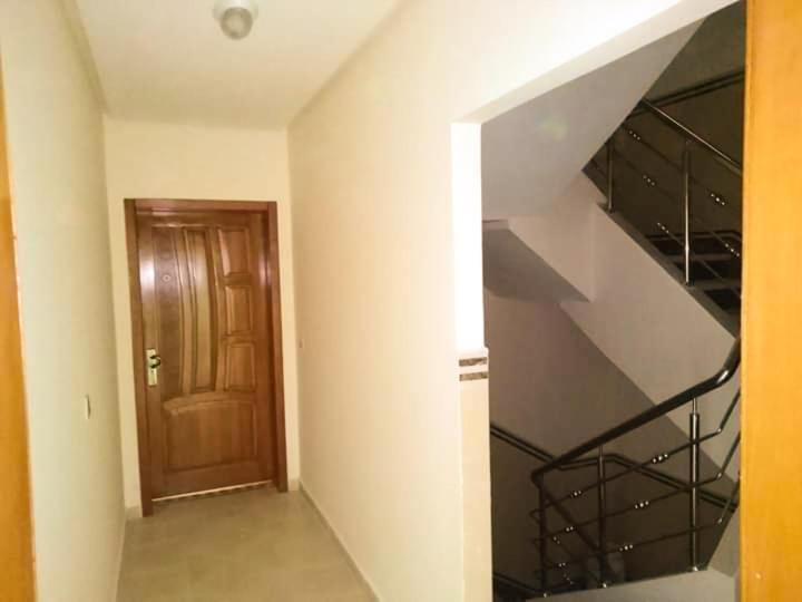 Fantastique Appartement Nouveau Meuble Avec Wifi & Netflix A Proximite Du Marjane Танжер Экстерьер фото